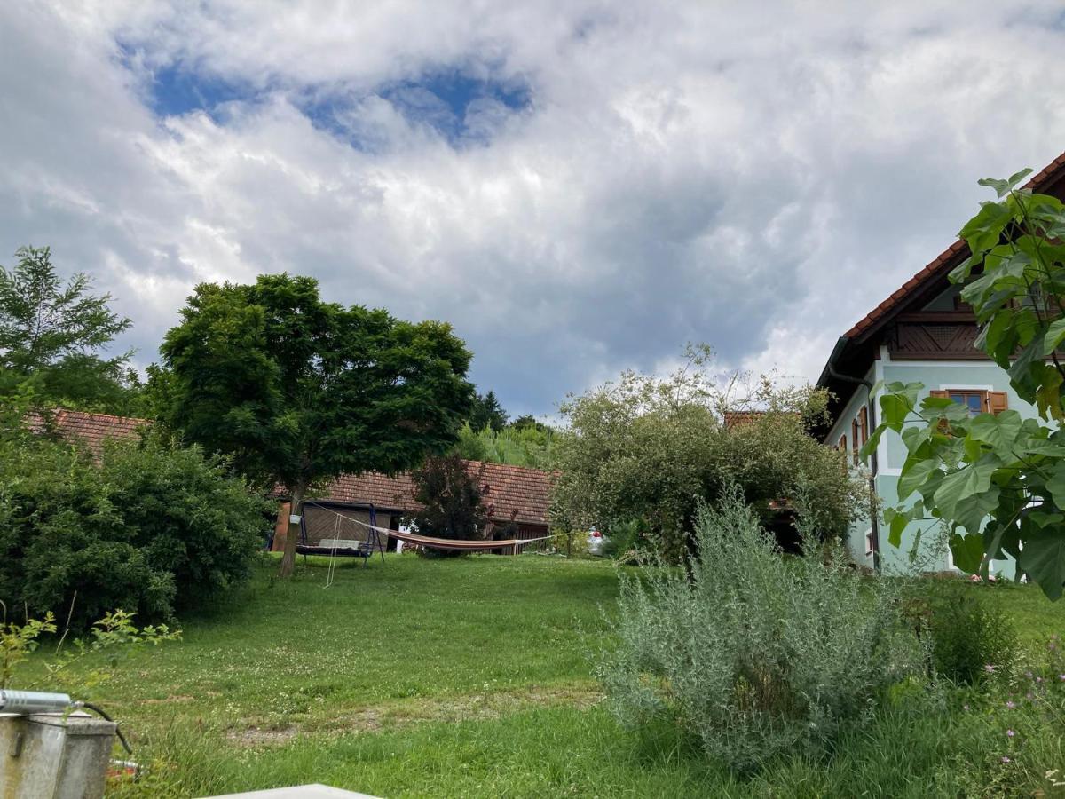 Herzhof Lampert Riegersburg Buitenkant foto